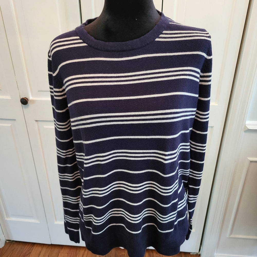 Gap Women's Navy Blue and White Striped Sweater sz L Preppy Nautical Old Money